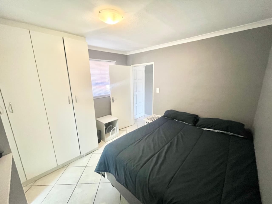 1 Bedroom Property for Sale in Van Der Stel Western Cape
